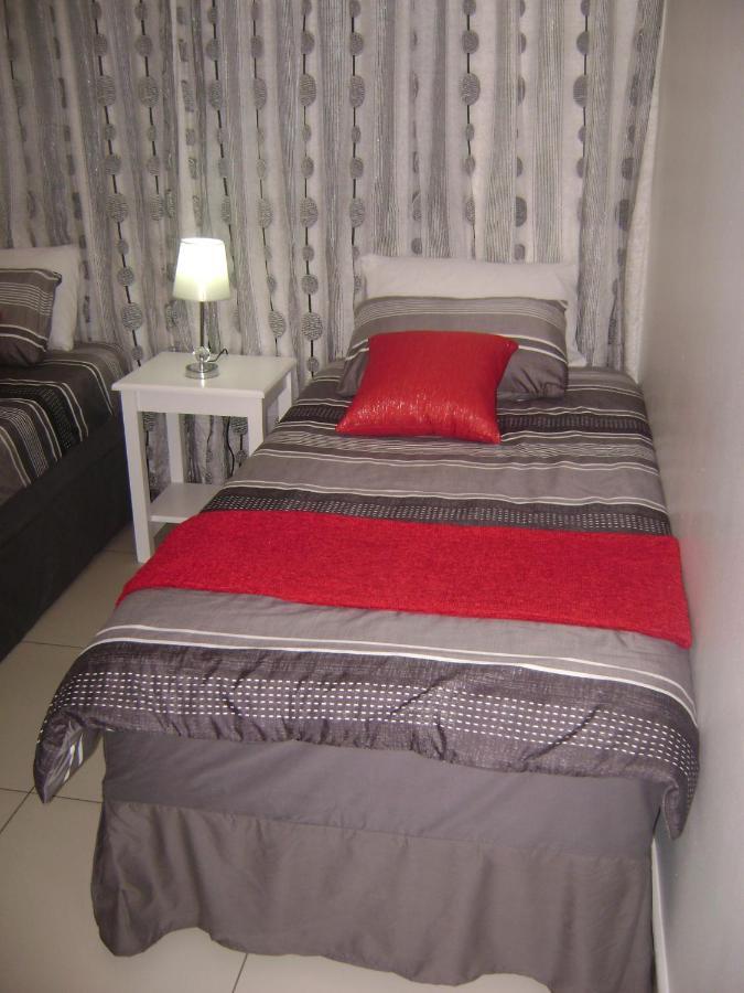North Beach Durban Apartments Eksteriør billede